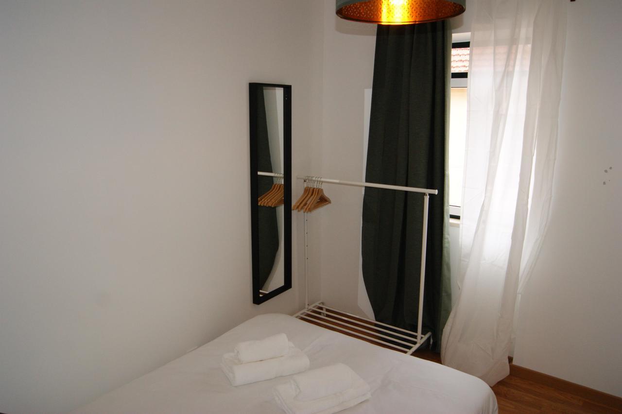 Hotel World Travelers Lisbona Esterno foto